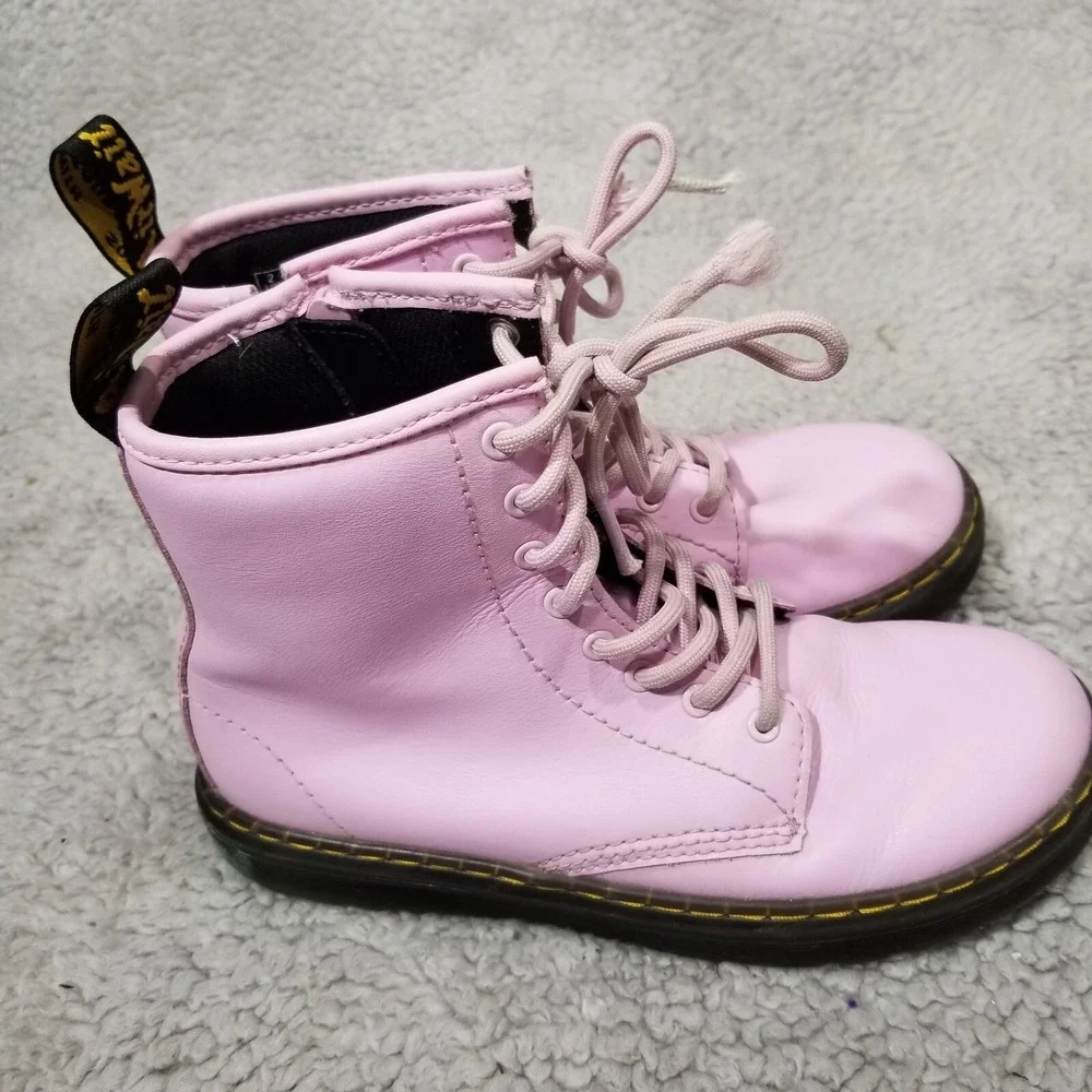 Doc Martens Kids Zavala‎ J Combat Boots Size 3 Pastel Pink Lace Up Punk Grunge